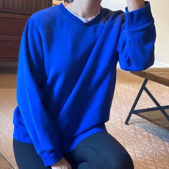 Laura Scott Sweaters - 🍩 5 for $15 - Royal blue pullover sweater
